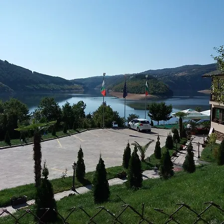 Hotel Family Borovitsa Pŭdartsi