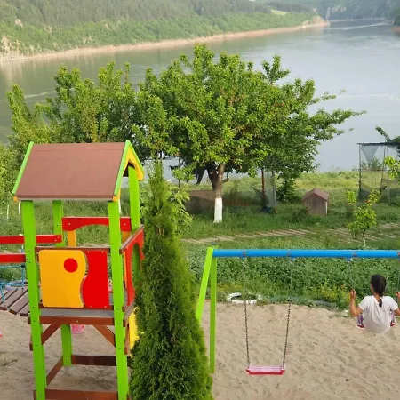 Hotell Family Borovitsa Pŭdartsi